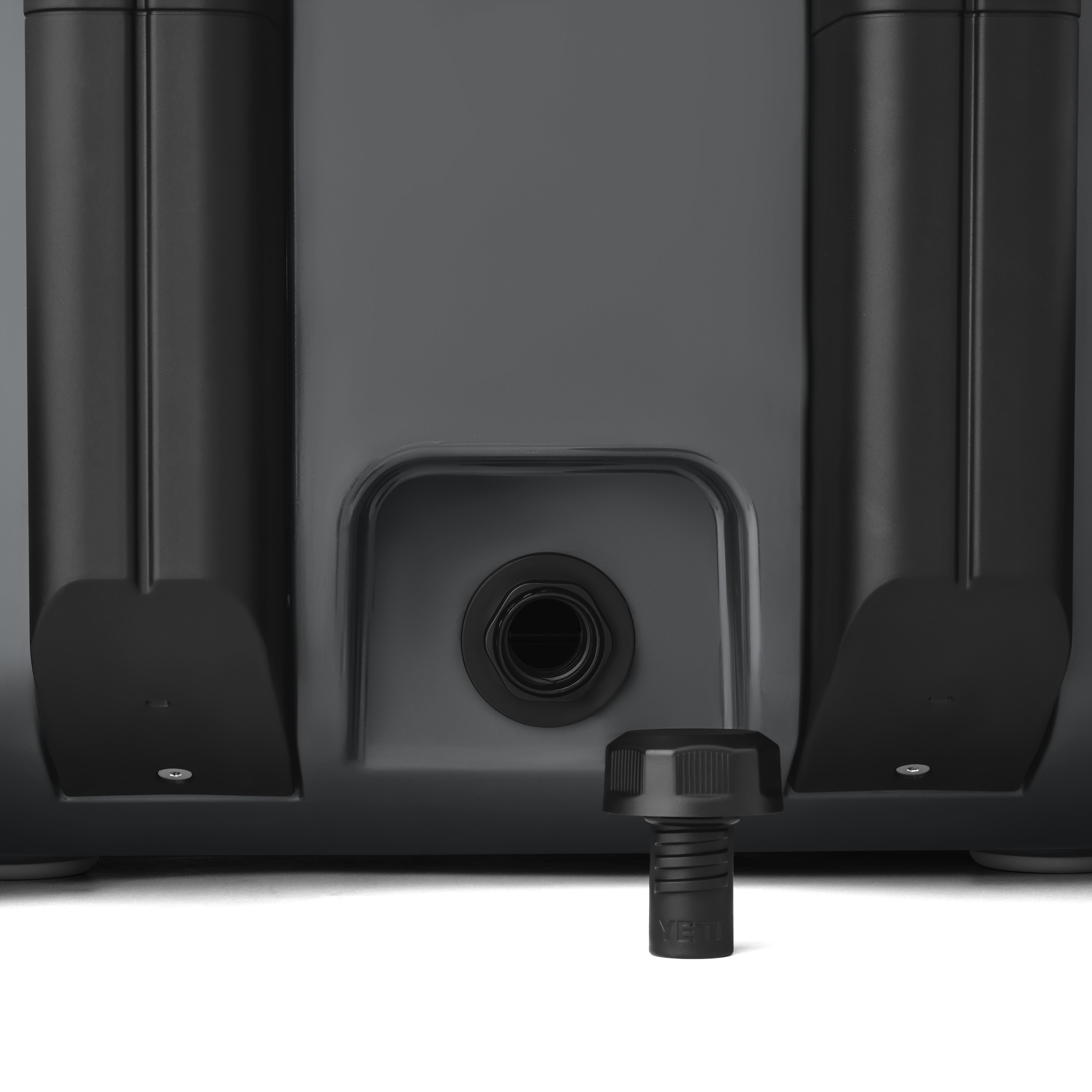 Roadie? 32 Wheeled Cool Box - Image 9